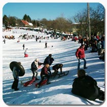 Wintersport in Sankt Andreasber im Hochharz (Foto bereitgestellt durch Fam. Lumma, Tango Pension, St. Andreasberg)